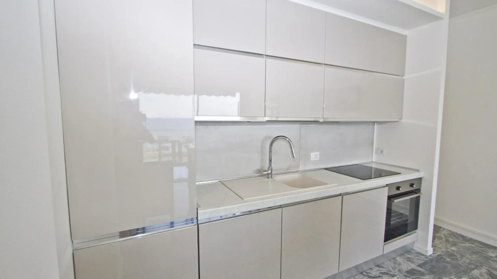 Luxury Sea Front Condo Milord Nice