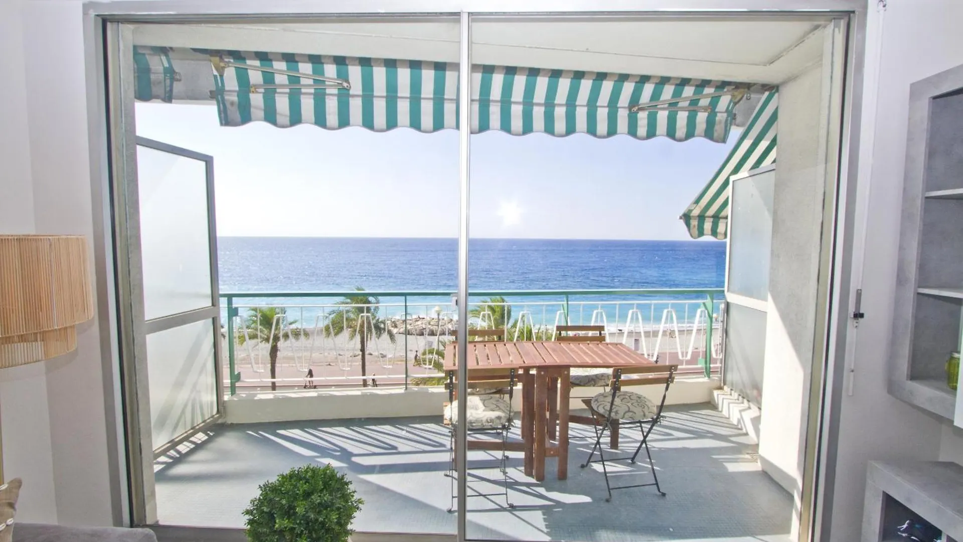 Luxury Sea Front Condo Milord Nice Apartment