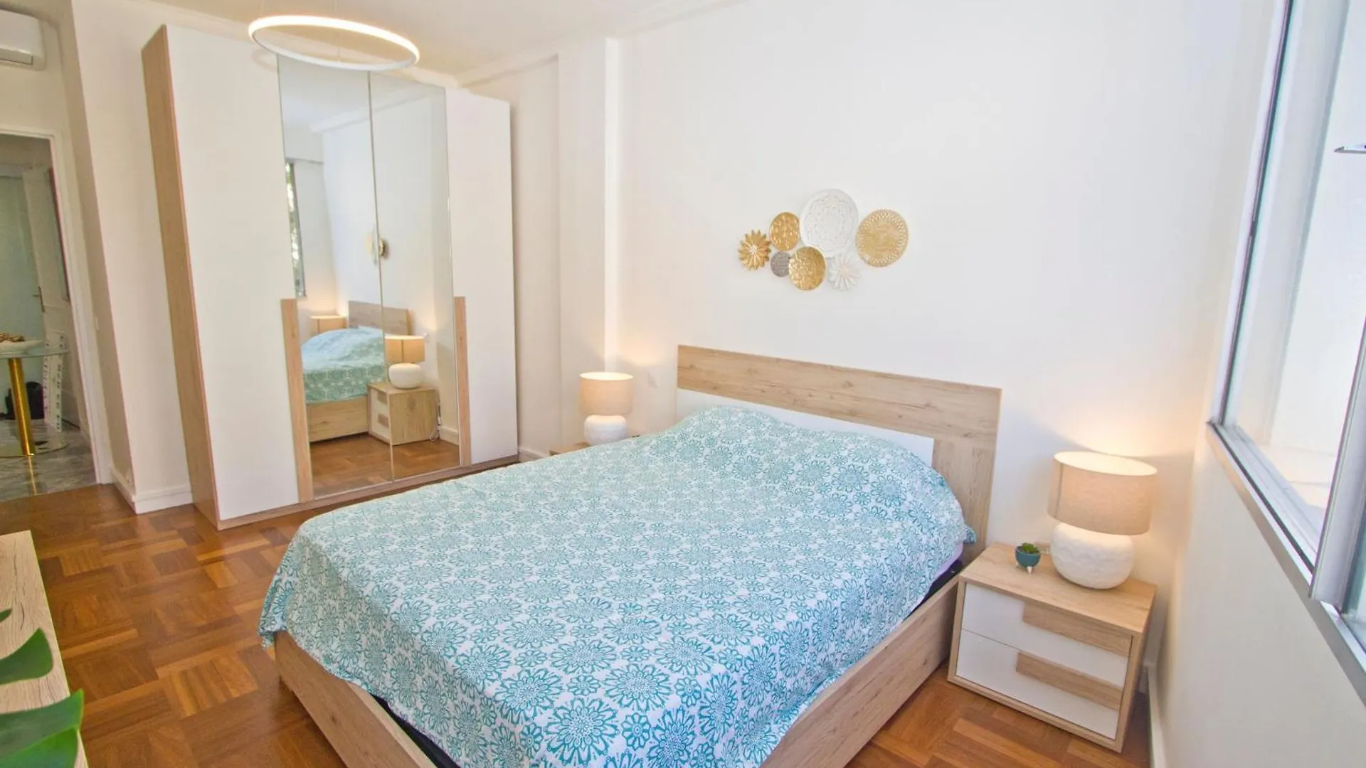 Luxury Sea Front Condo Milord Nice Apartment