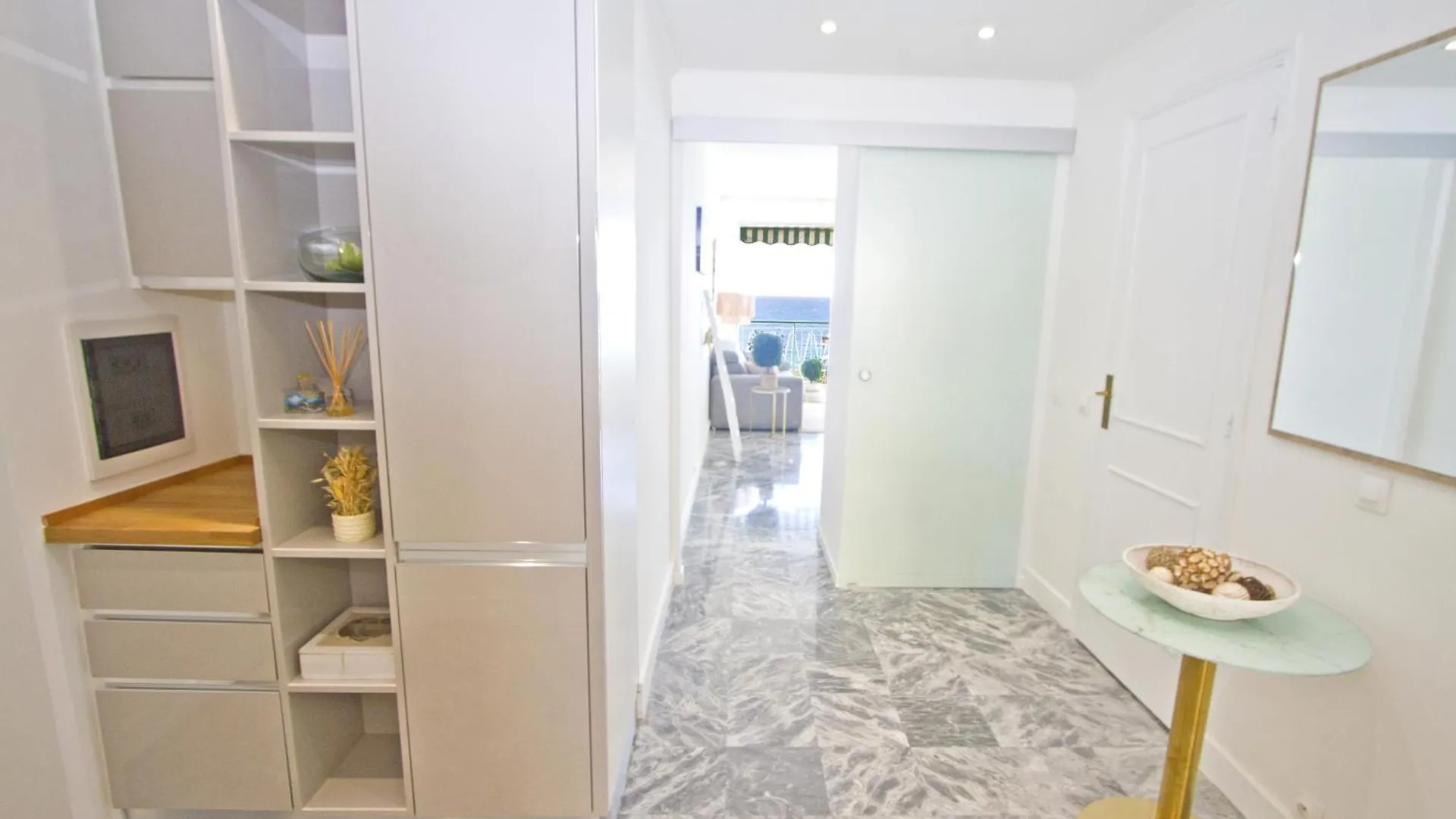 Luxury Sea Front Condo Milord Nice Apartment